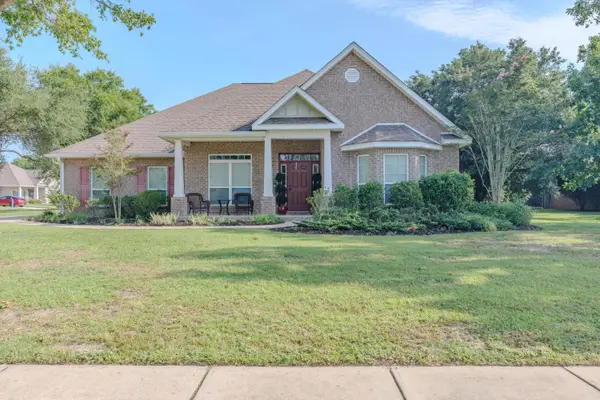 4230 Essex Terrace Circle, Pace, FL 32571