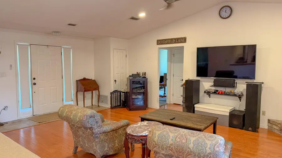 66 North Street, Mary Esther, FL 32569 - #3
