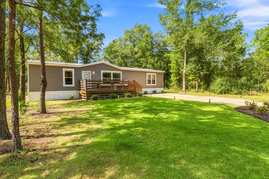 645 W Violet, Defuniak Springs, FL 32433 - #3