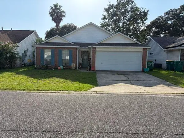 997 John Wayne Circle, Fort Walton Beach, FL 32547