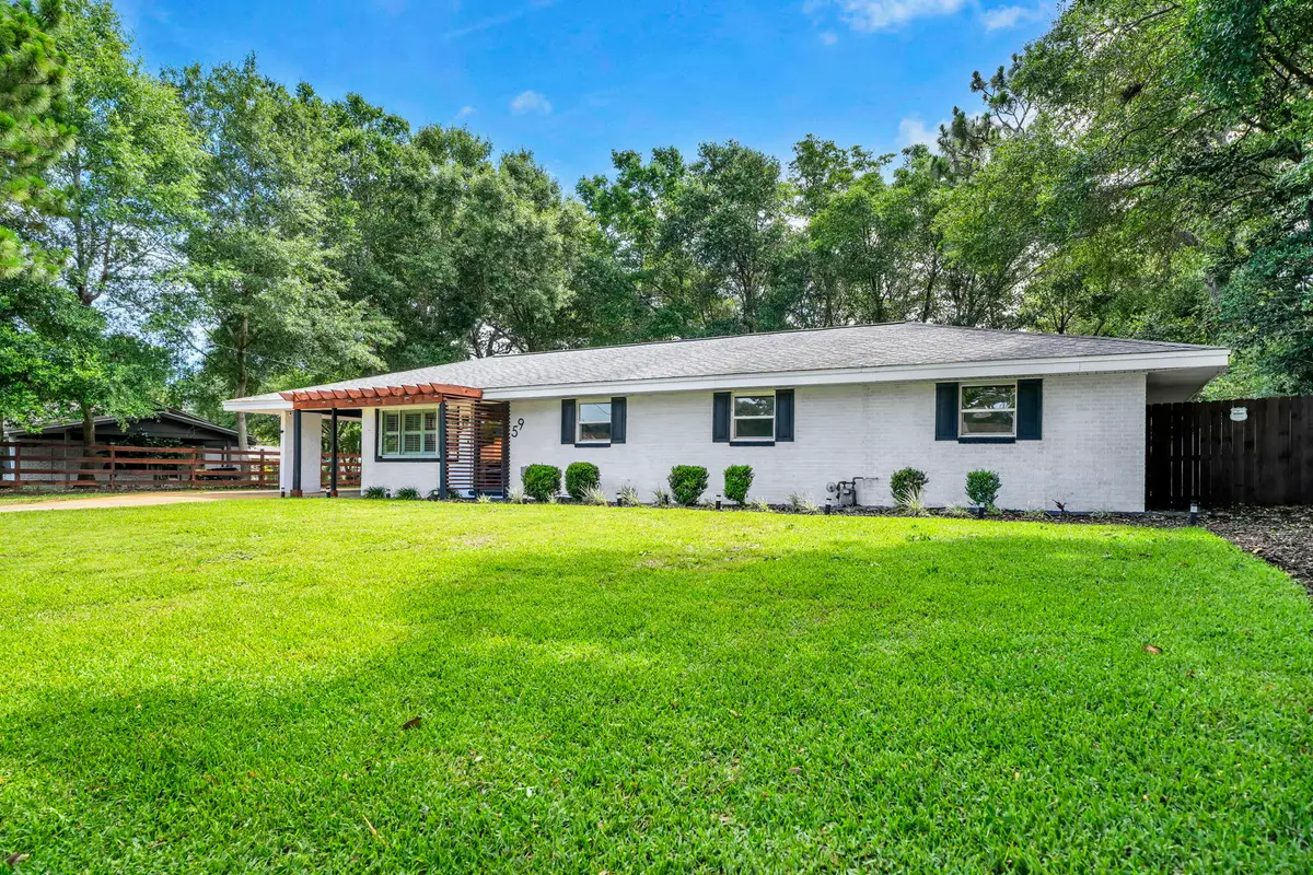 59 NE Oregon Drive, Fort Walton Beach, FL 32548 - #1