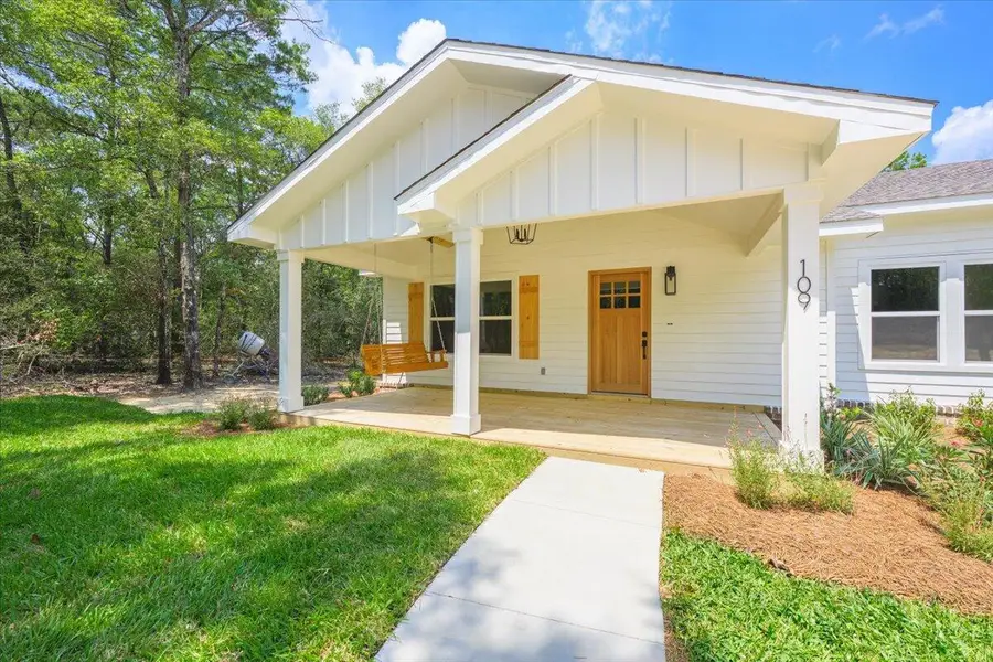 109 Spring Hill Road, Defuniak Springs, FL 32433 - #2