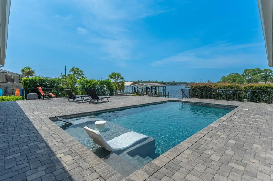 553 Cove Drive, Fort Walton Beach, FL 32547 - #2