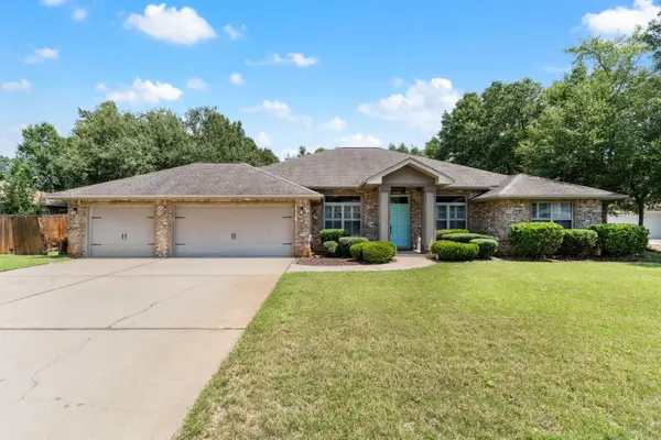 2964 Albatross Drive, Navarre, FL 32566