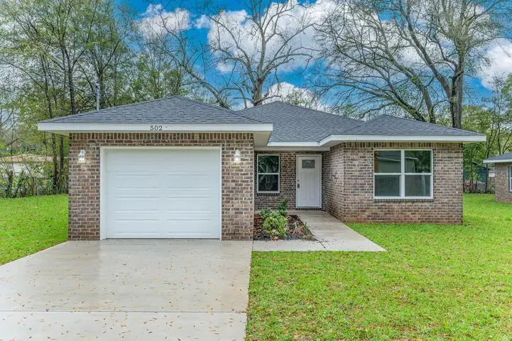 502 E Bowers Avenue, Crestview, FL 32539 - #2