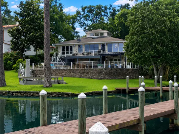 271 NW Ewing Court, Fort Walton Beach, FL 32548