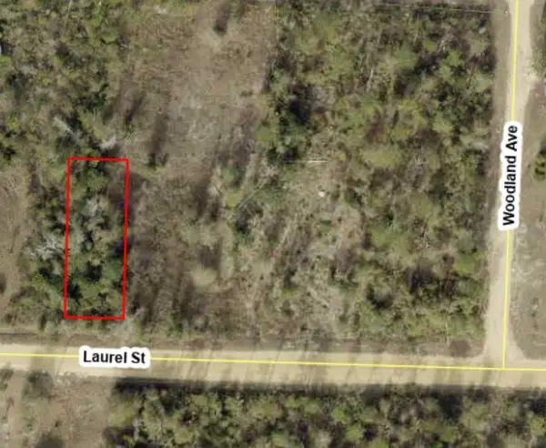11817 Laurel Street, Fountain, FL 32438