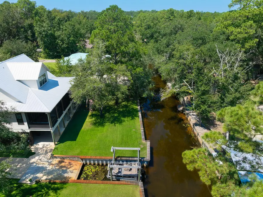 400 Pitts Bayshore Drive, Freeport, FL 32439 - #2