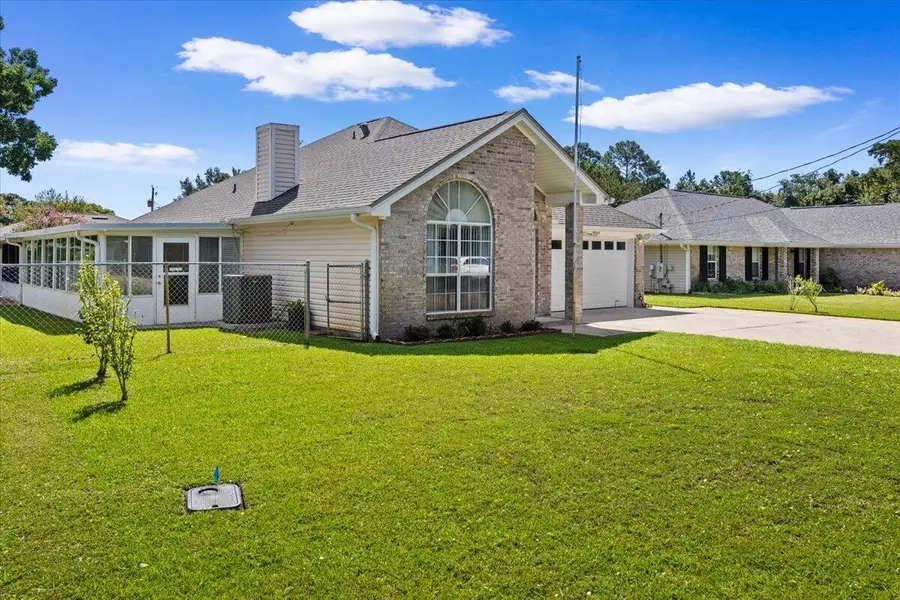 388 Rosewood Street, Mary Esther, FL 32569 - #3