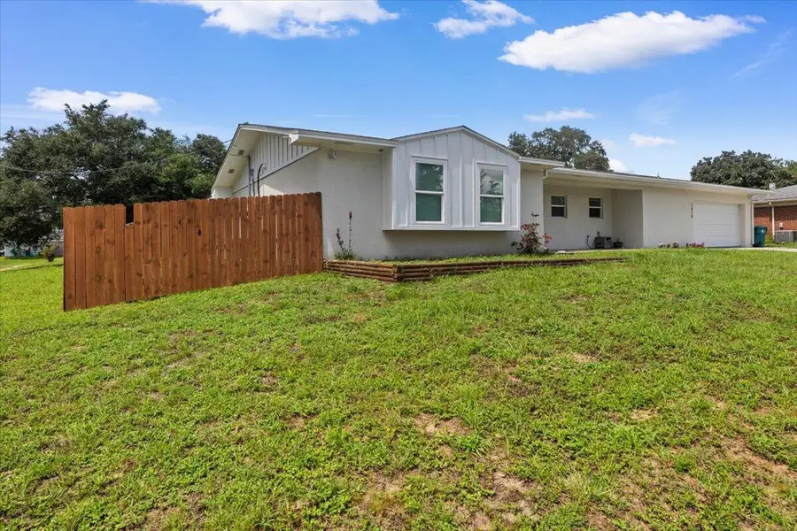 1010 Boulevard De La Parisienne, Mary Esther, FL 32569 - #3