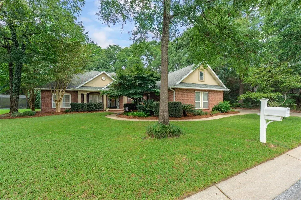 5808 S Mosley Lane, Crestview, FL 32539 - #1