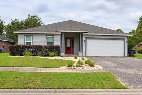 105 Amadeus Avenue, Freeport, FL 32439