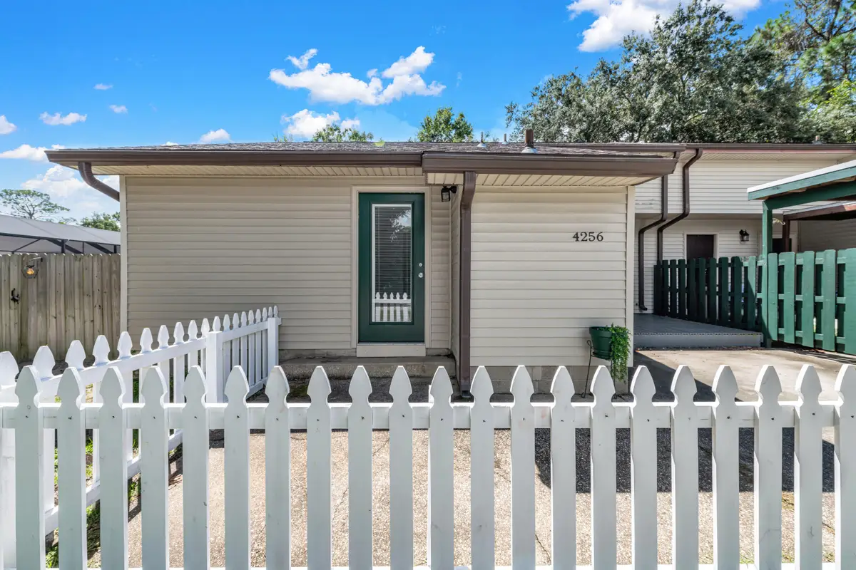 4256 Lovering Court, Niceville, FL 32578 - #1