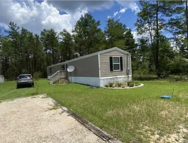 81 E Lafavre Lane, DeFuniak Springs, FL 32433