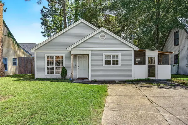 627 Lloyd Street, Fort Walton Beach, FL 32547