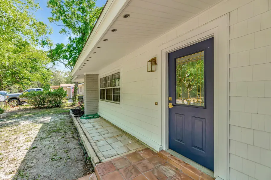 8 SE Waynel Circle, Fort Walton Beach, FL 32548 - #3