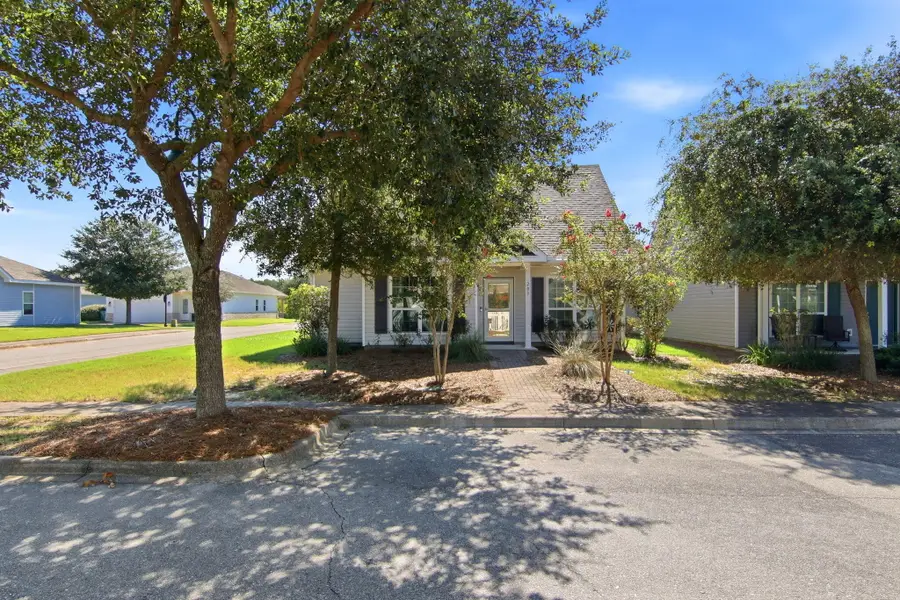 209 Nelly Street, Freeport, FL 32439 - #2