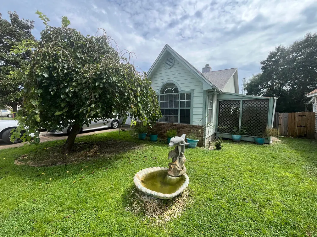 311 Woodland Park Circle, Mary Esther, FL 32569 - #1
