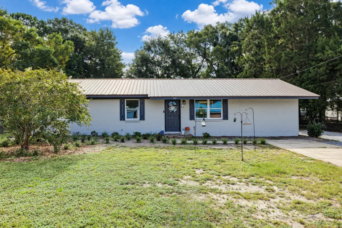 948 Lakeview Drive, Defuniak Springs, FL 32433 - #1