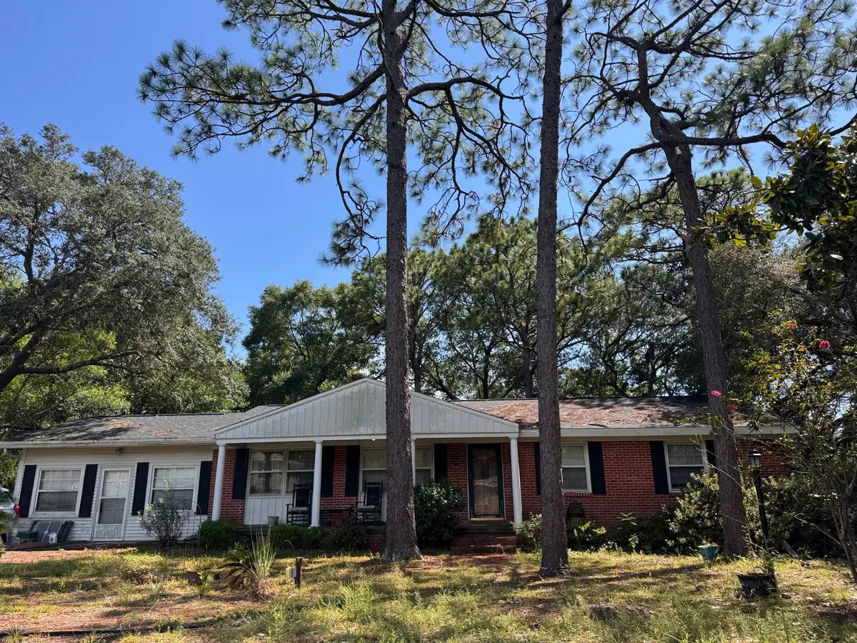 10 Walnut Avenue, Shalimar, FL 32579 - #1