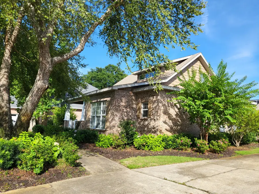 16 Shalimar Drive, Shalimar, FL 32579 - #2