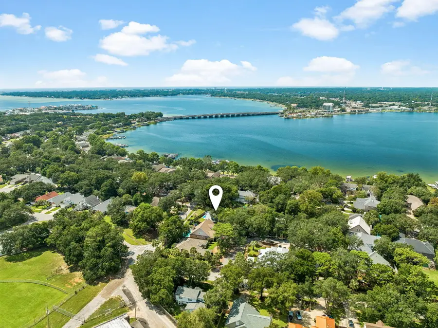 2568 Palm Shores Drive, Shalimar, FL 32579 - #3