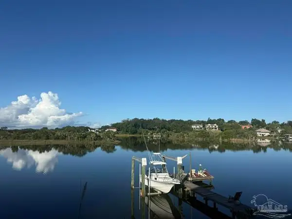 223 Bayou Boulevard, Pensacola, FL 32503
