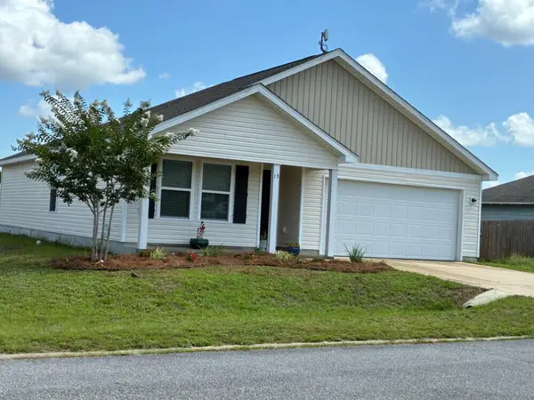 15 Lockwood Way, DeFuniak Springs, FL 32435