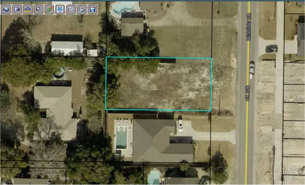 215 Benning Drive, Destin, FL 32541