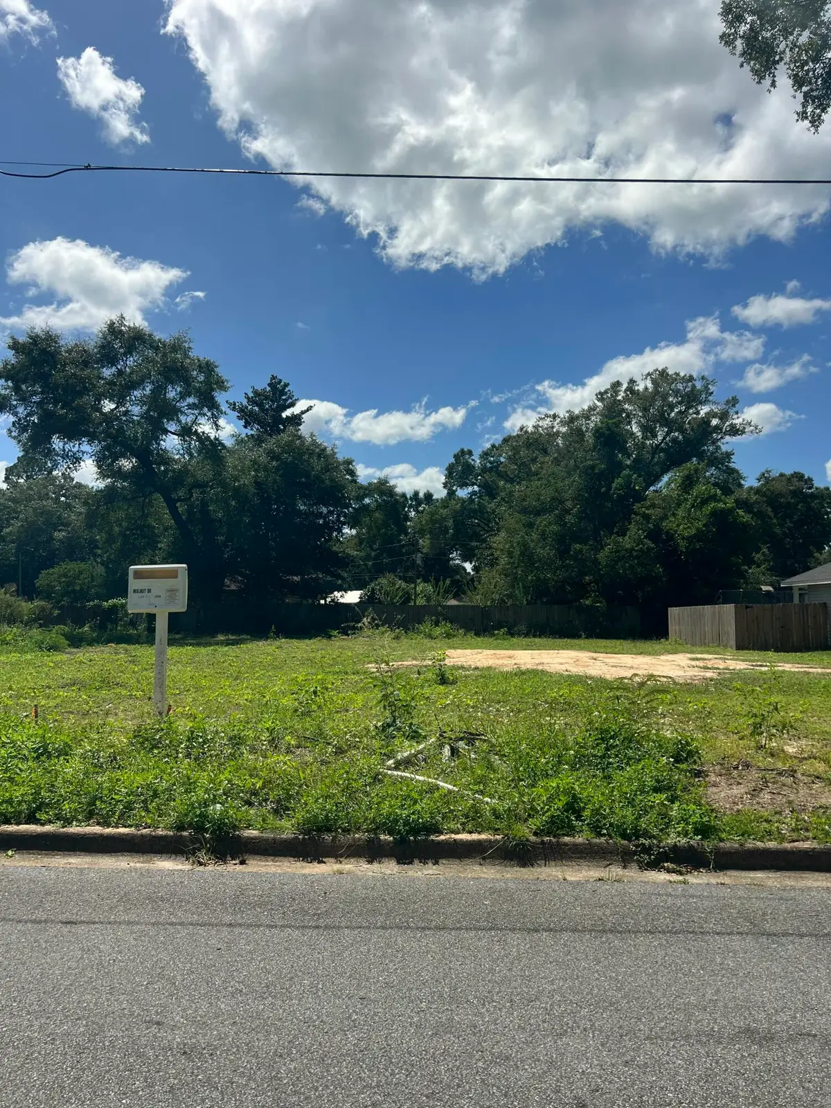 673 W Walnut Avenue, Crestview, FL 32536 - #1