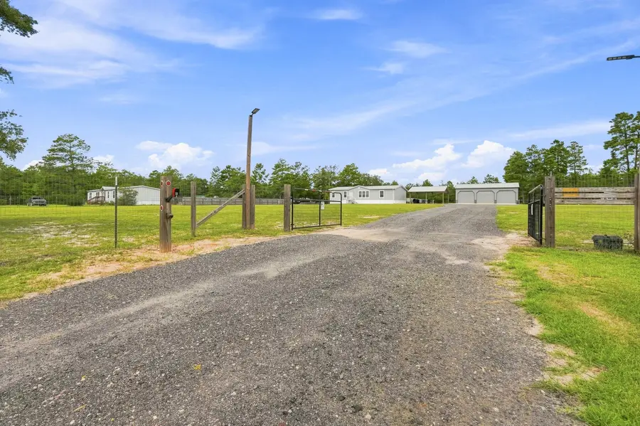 377 Wagner Drive, Defuniak Springs, FL 32433 - #2