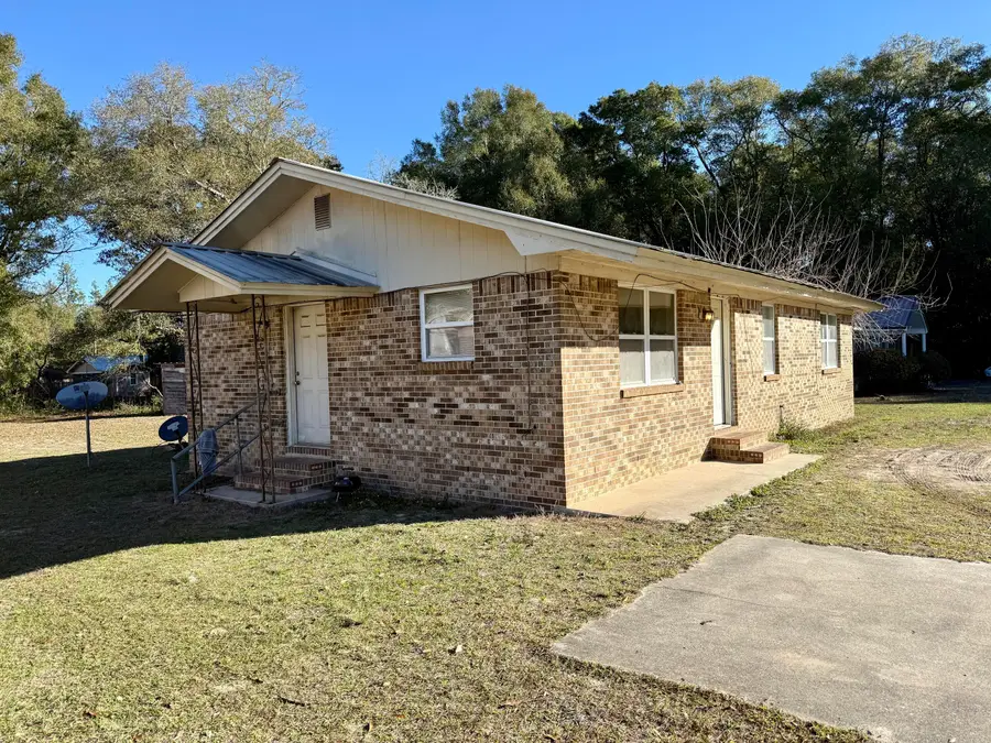 71 Constitution Avenue, Defuniak Springs, FL 32433 - #2