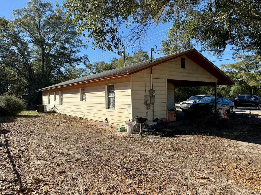 434 N 1st Street, Defuniak Springs, FL 32433 - #3