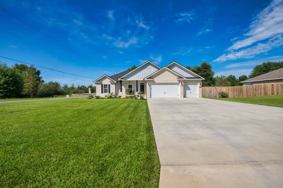 4607 Carl Booker Road, Milton, FL 32583 - #2