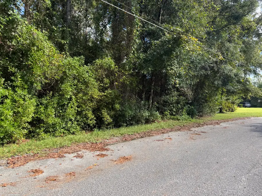2624 Pleasant Valley Drive, Cantonment, FL 32533 - #2