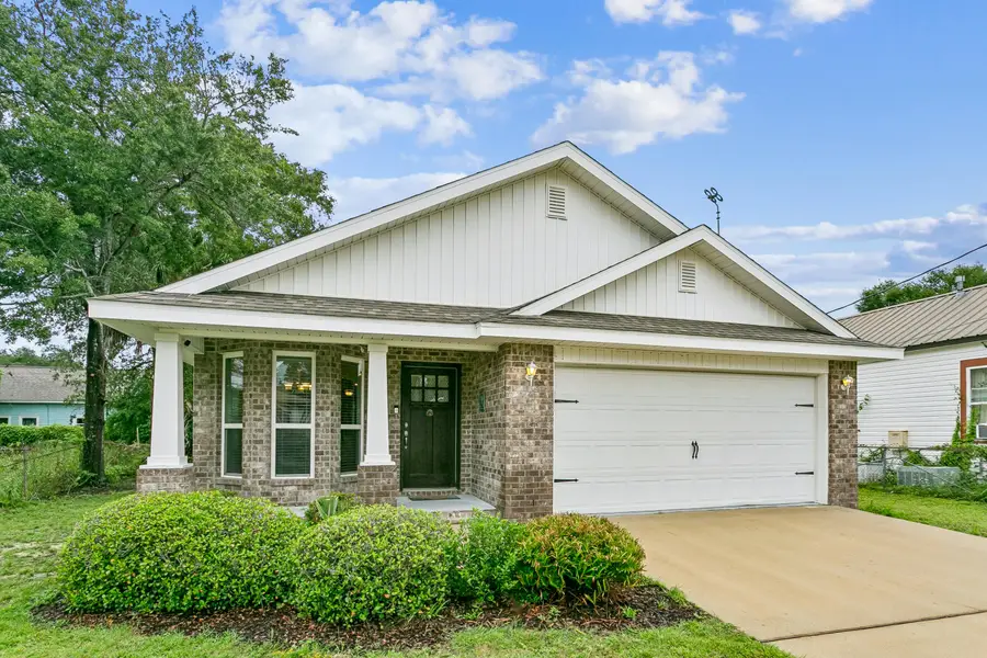 814 W Gregory Street, Pensacola, FL 32502 - #2