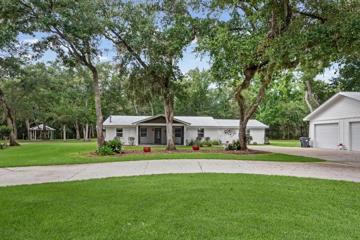 362 Red Barn Road, Freeport, FL 32439 - #1