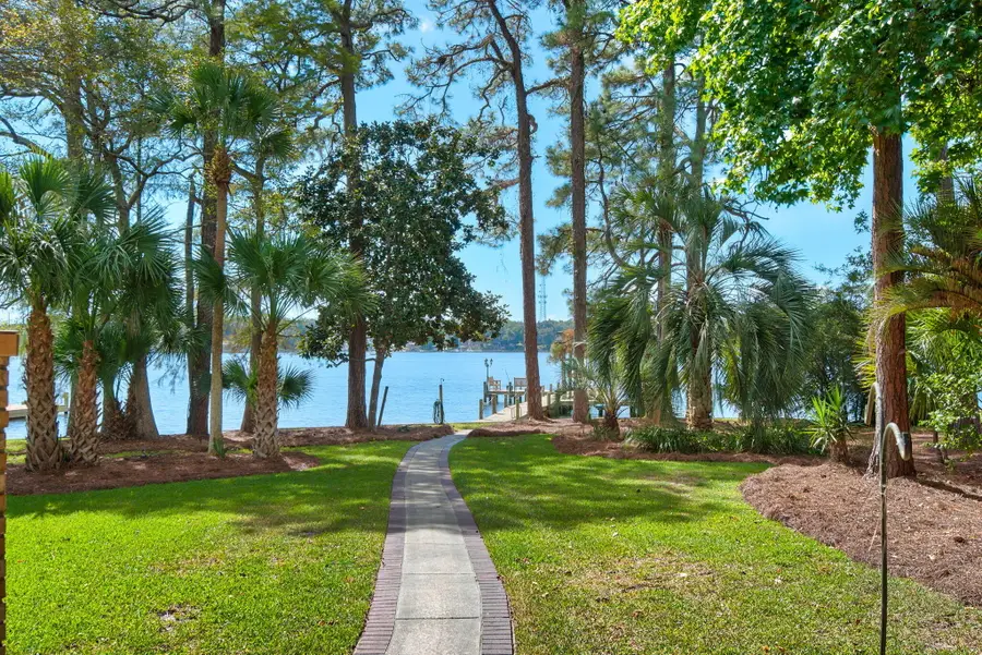 2422 Edgewater Drive, Niceville, FL 32578 - #3