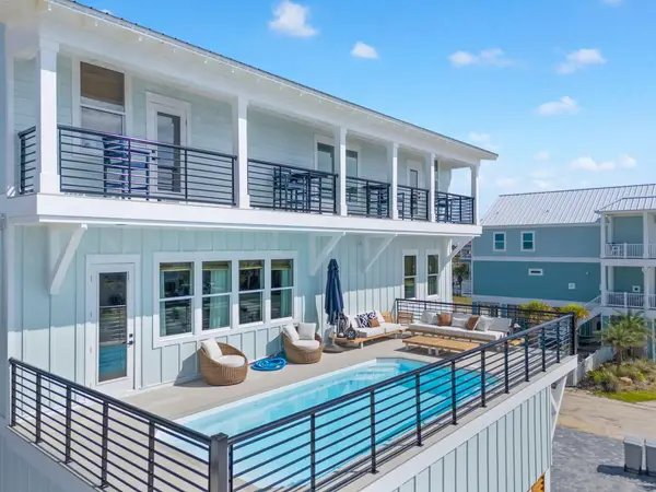7370 Gulf Boulevard, Navarre, FL 32566