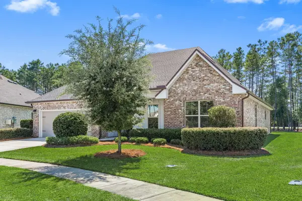 94 Campfire Cove, Freeport, FL 32439