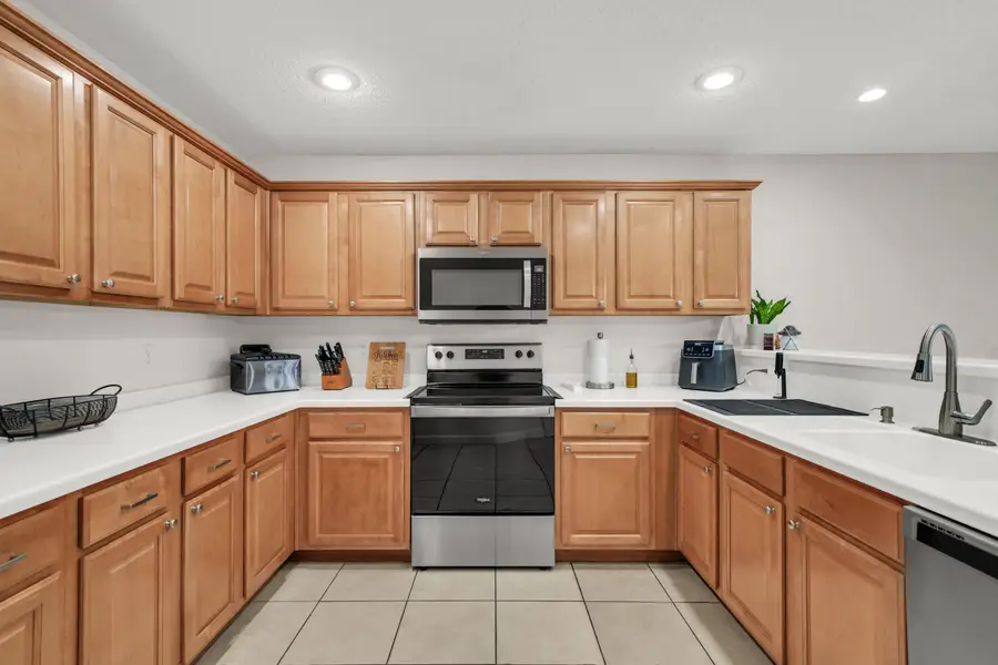 98 Point Comfort Road, Mary Esther, FL 32569 - #3