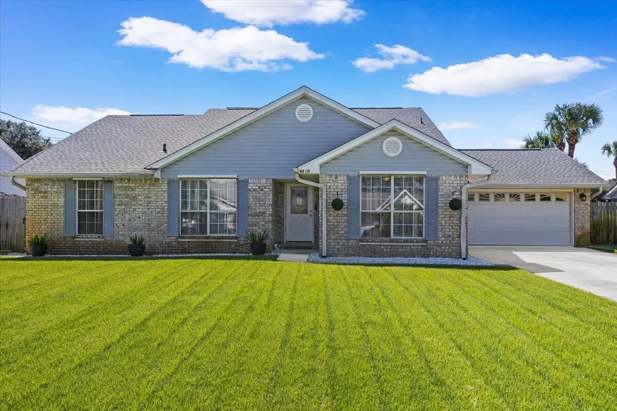 4810 Kitty Hawk Circle, Gulf Breeze, FL 32563 - #1