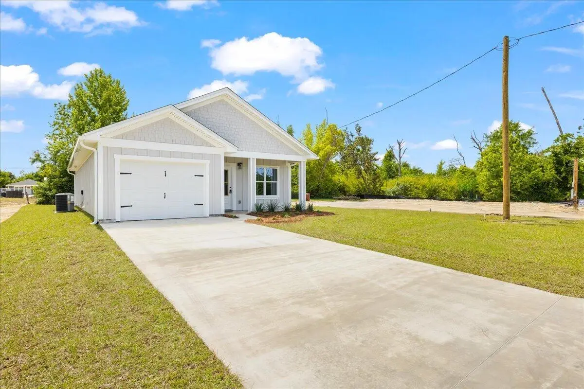 3708 E 7th Street, Springfield, FL 32401 - #1