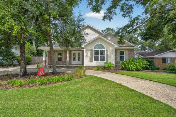 266 Florida Avenue, Valparaiso, FL 32580