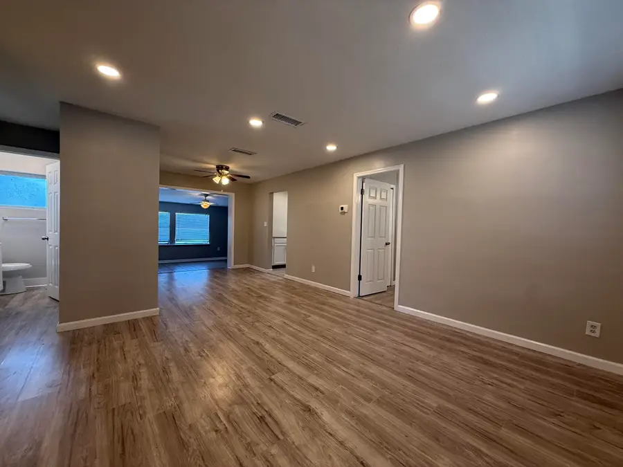 401 Shrewsbury Road, Mary Esther, FL 32569 - #3
