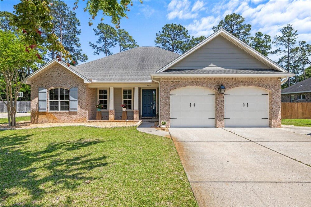 754 Woods Drive, Niceville, FL 32578 BHGRE