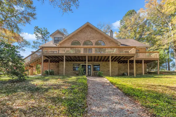 446 Marion Drive, Niceville, FL 32578