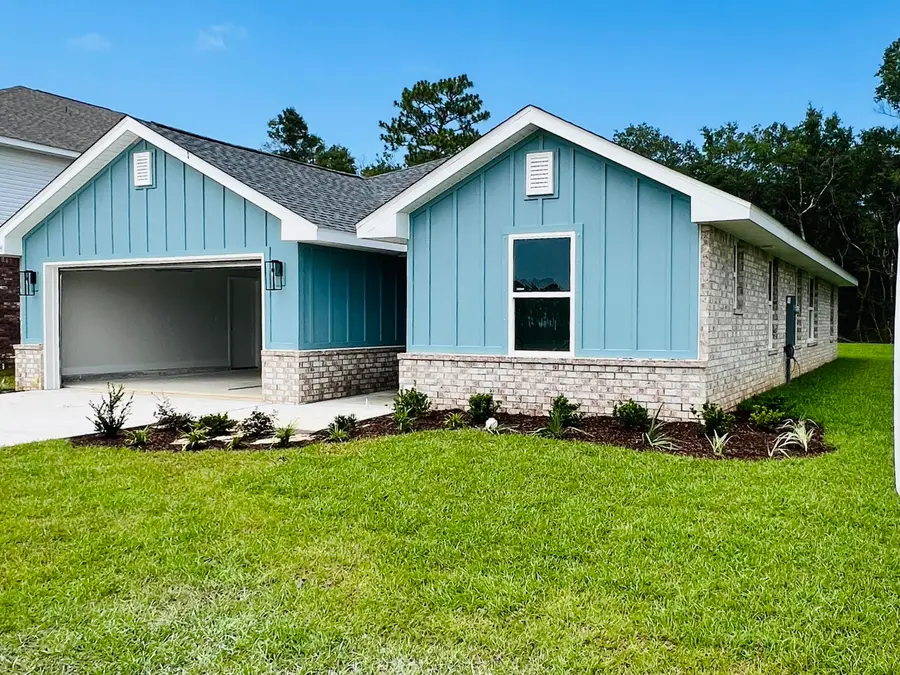 5295 Hidden Pines Circle, Milton, FL 32583 - Image #3