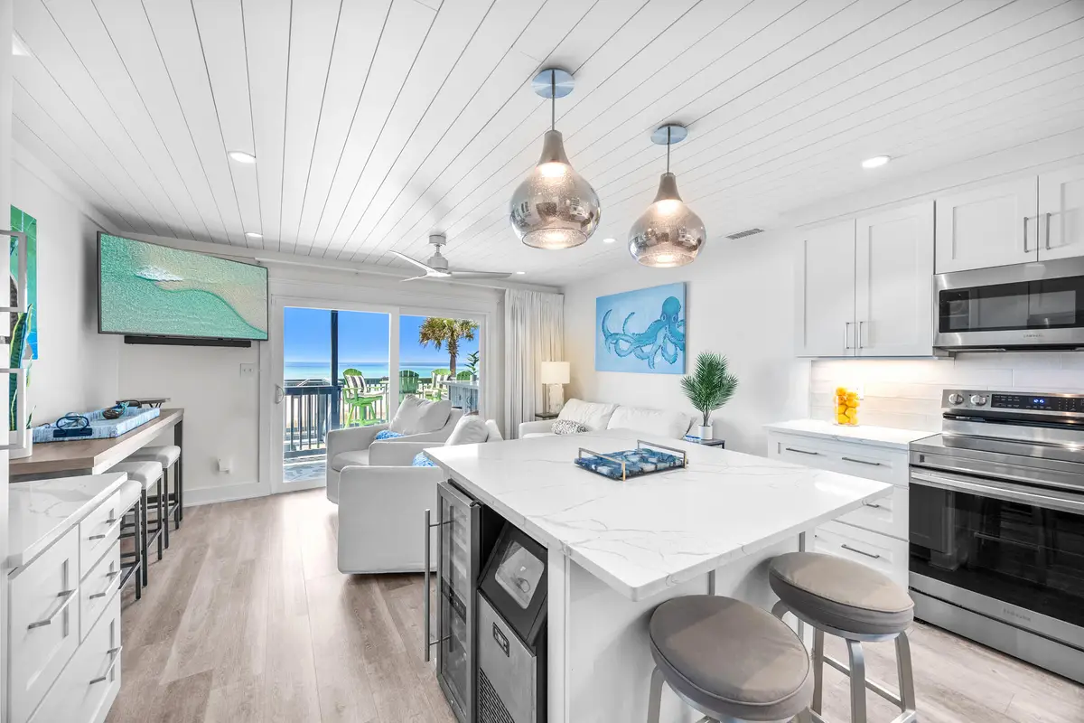 17735 Front Beach Road #UNIT 4, Panama City Beach, FL 32413 - Image #1