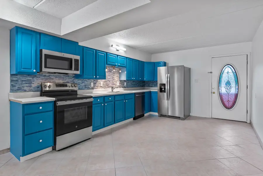209 W Miracle Strip Parkway Parkway #G201, Mary Esther, FL 32569 - #3